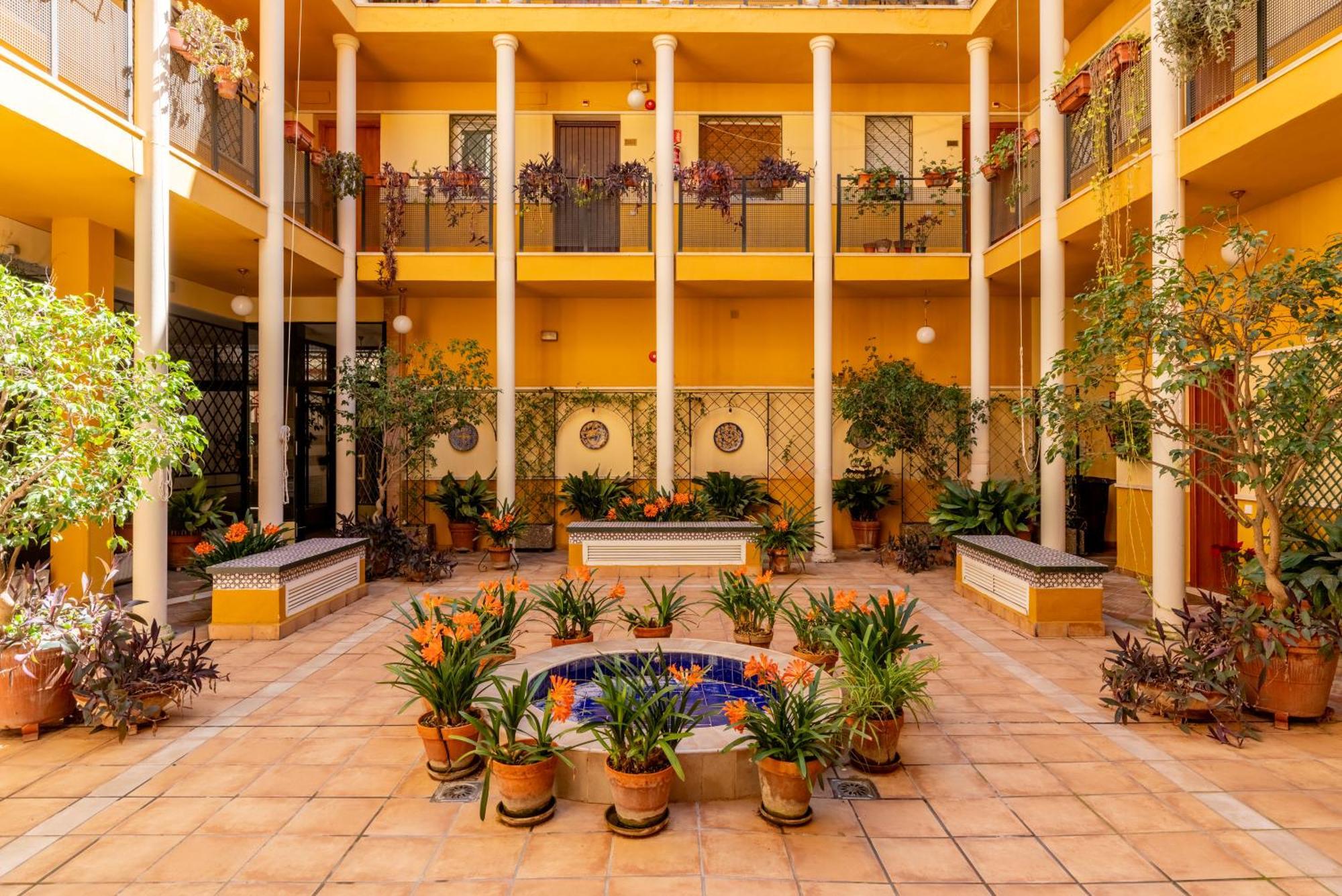 San Vicente-Museo Apartamento Sevilla Exteriör bild